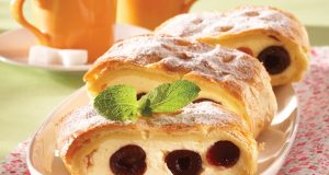 strudel cu branza si cirese