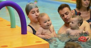 Educatia acvatica la bebelusi