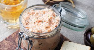 crema de branza cu somon