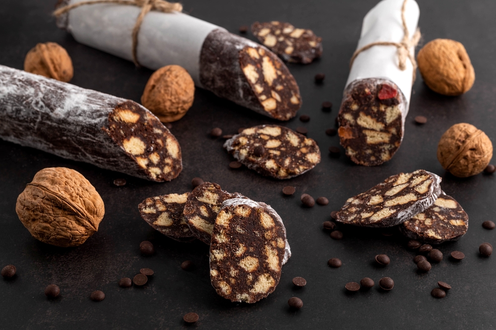 salam de biscuiti cu nuca